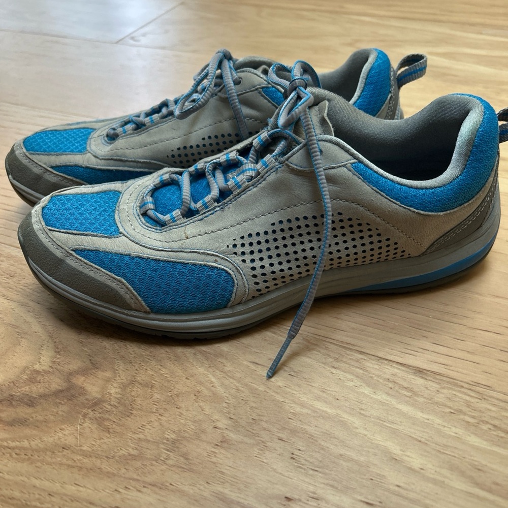 Clarks outdoor outgrip Blue Athletic Shoes